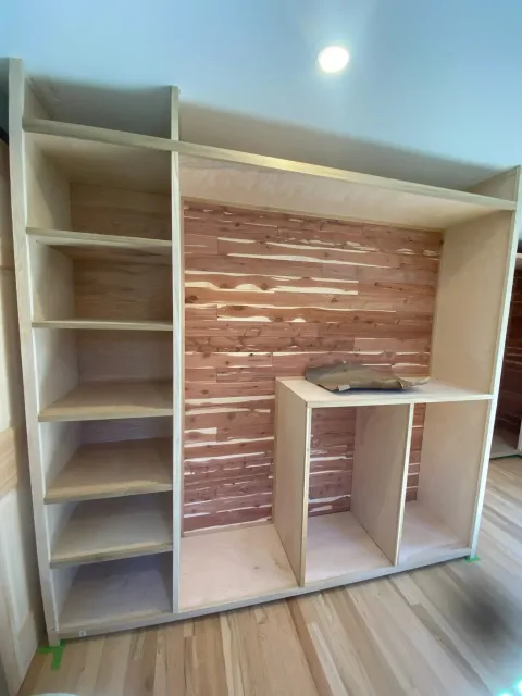 Painting & Restoration Services, Integrity Painting & Restoration LLC, New Hampshire Painting, Massachusetts Painting, Bedroom Painting, Livingroom Painting, Ceiling Painting, Door Painting, Painting Company
