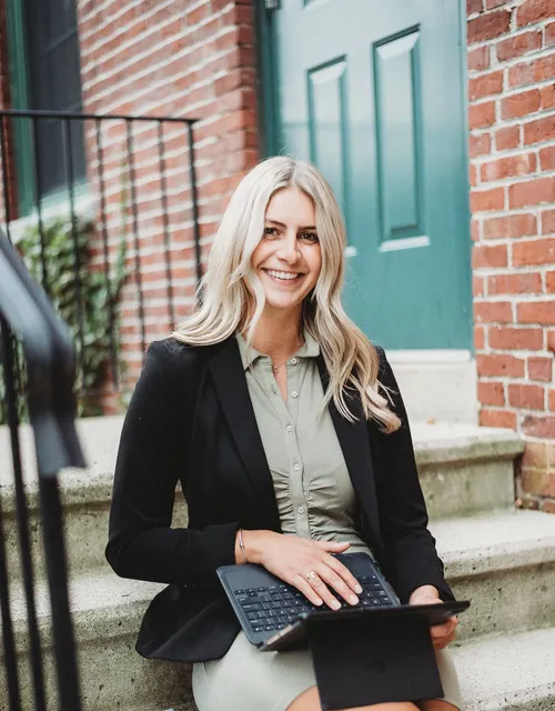 Alisha Swindell, Realtor® work photo