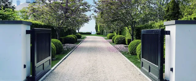 work photo from organiclawncarect.com