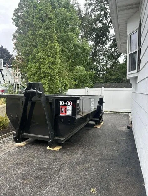 work photo from robertobrosdumpsterrentals.com