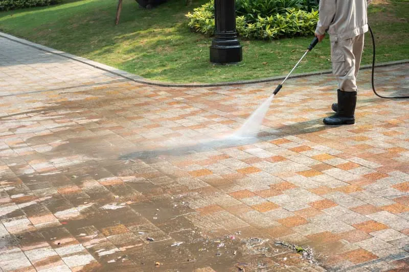 power washing and gutter cleaning services