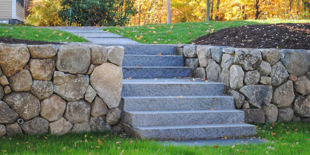 work photo from naturalstonewallsolutions.com