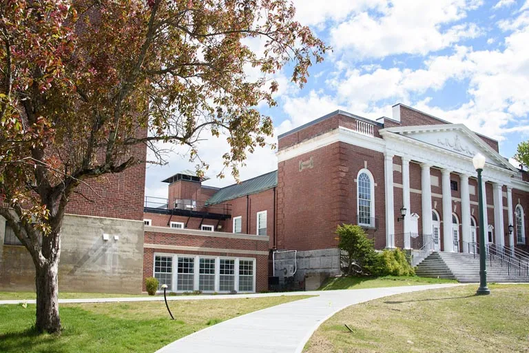 commercial contractor in woburn, ma