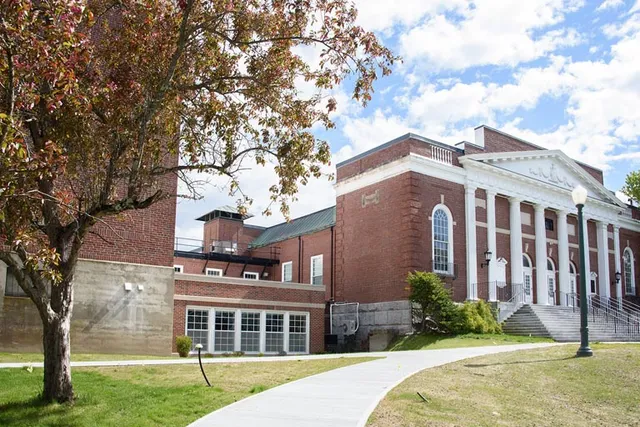 commercial contractor in woburn, ma