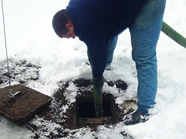 work photo from djssepticpumping.com