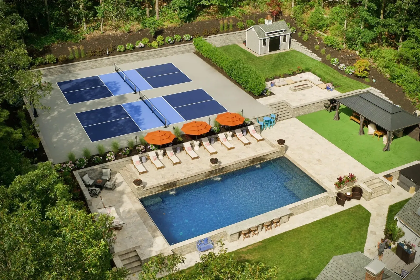 work photo from crystal-clear-pools.com