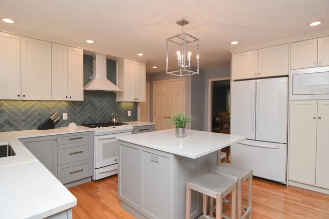 Jordan Custom Carpentry and Remodeling work photo