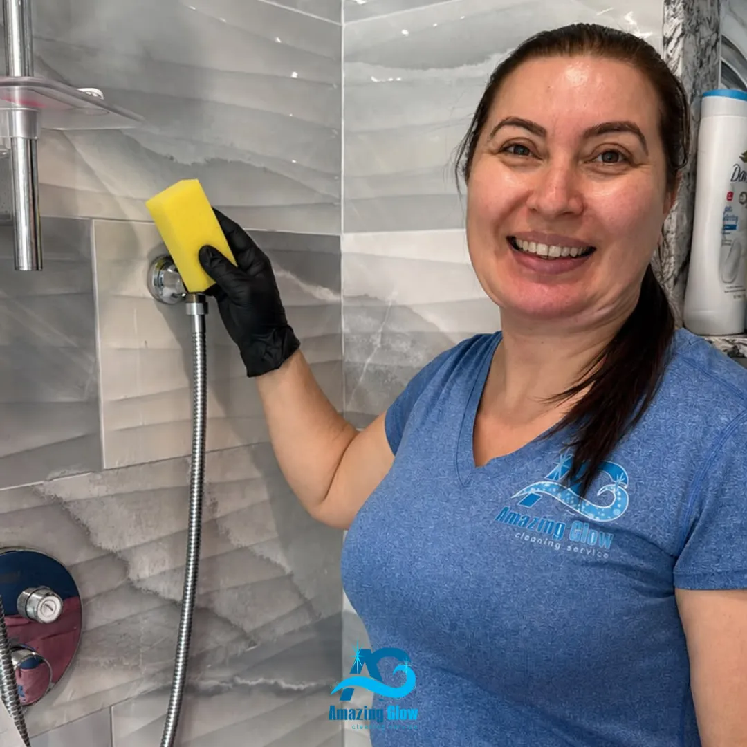 work photo from amazingglowcleaningservice.com