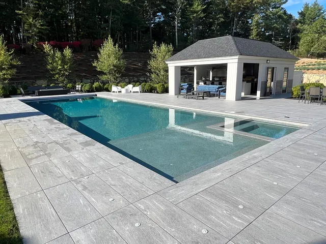 work photo from aquadreamsandspainc.com