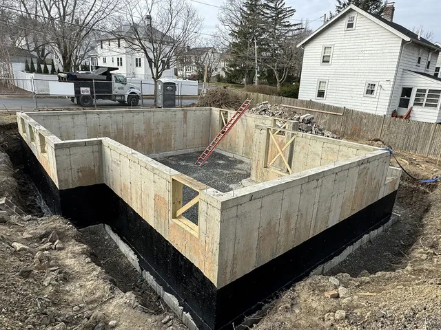 Dig & Pour work photo