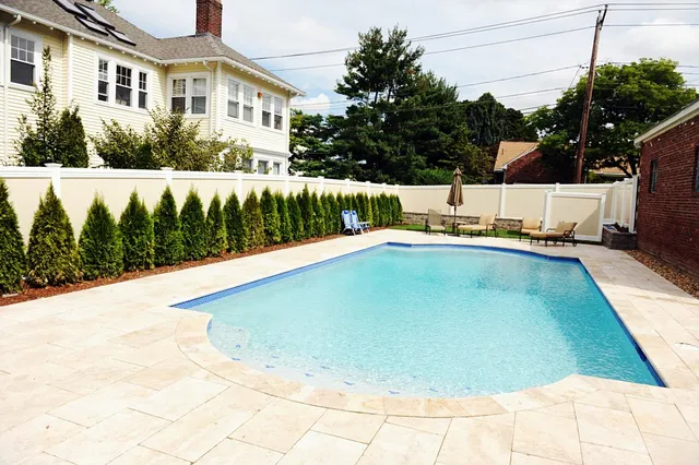 work photo from aquadreamsandspainc.com