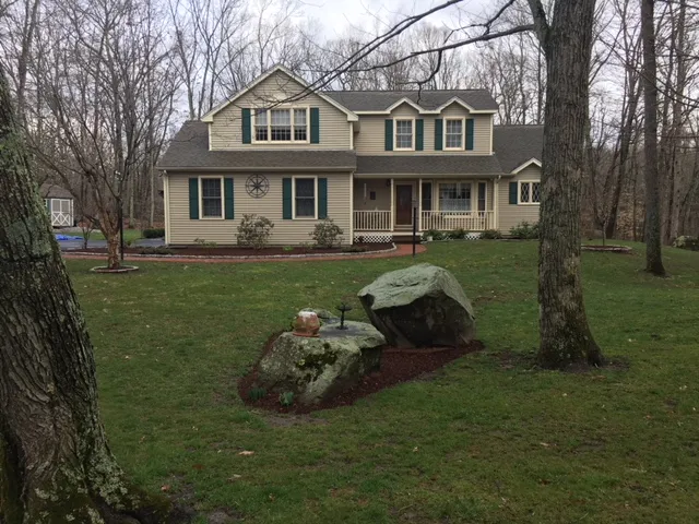 work photo from lacasseandsonlandscaping.com
