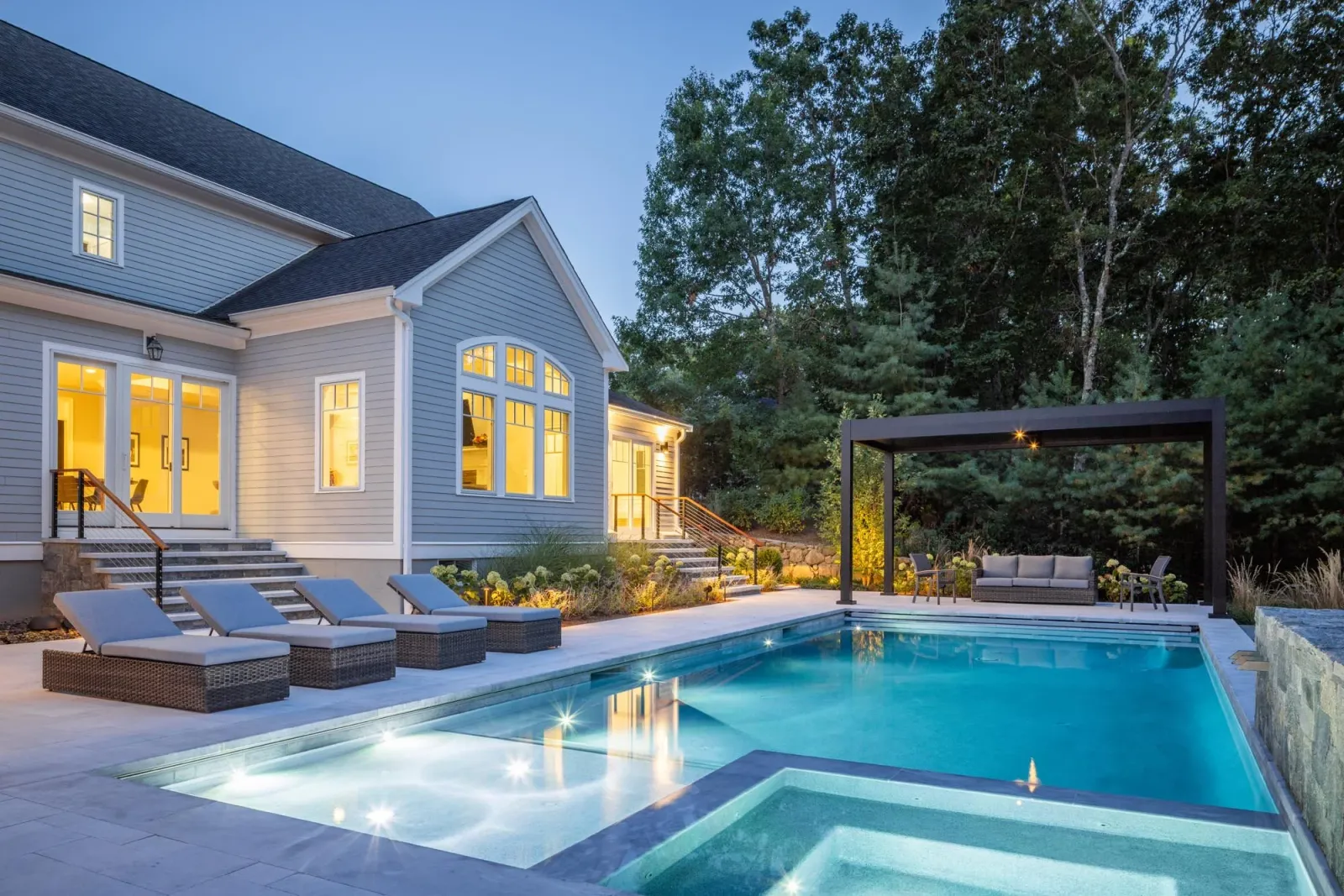 Four Season Oasis