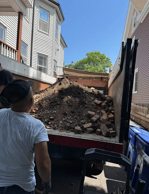 work photo from rivasrubbishremovals.com