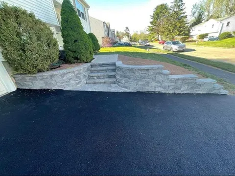 work photo from authenticpavingandmasonry.com