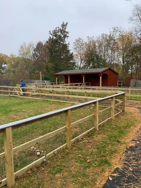 work photo from dandmfence.com
