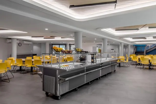 On-site café and dining commons