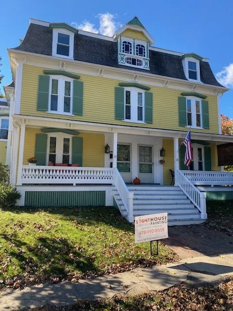 Yellow and Green in Amesbury