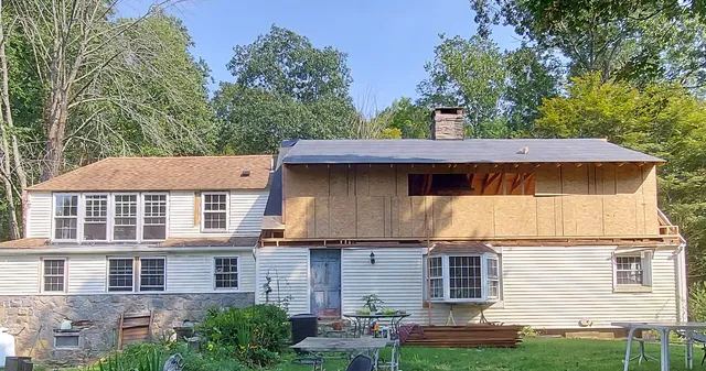 work photo from manolyroofing-ct.com