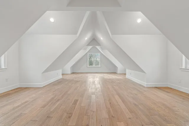Bedrooms, Custom Closets & Finish Carpentry