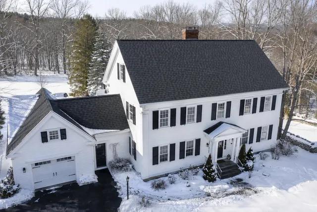 Colonial Revival Shingle Roof Installation