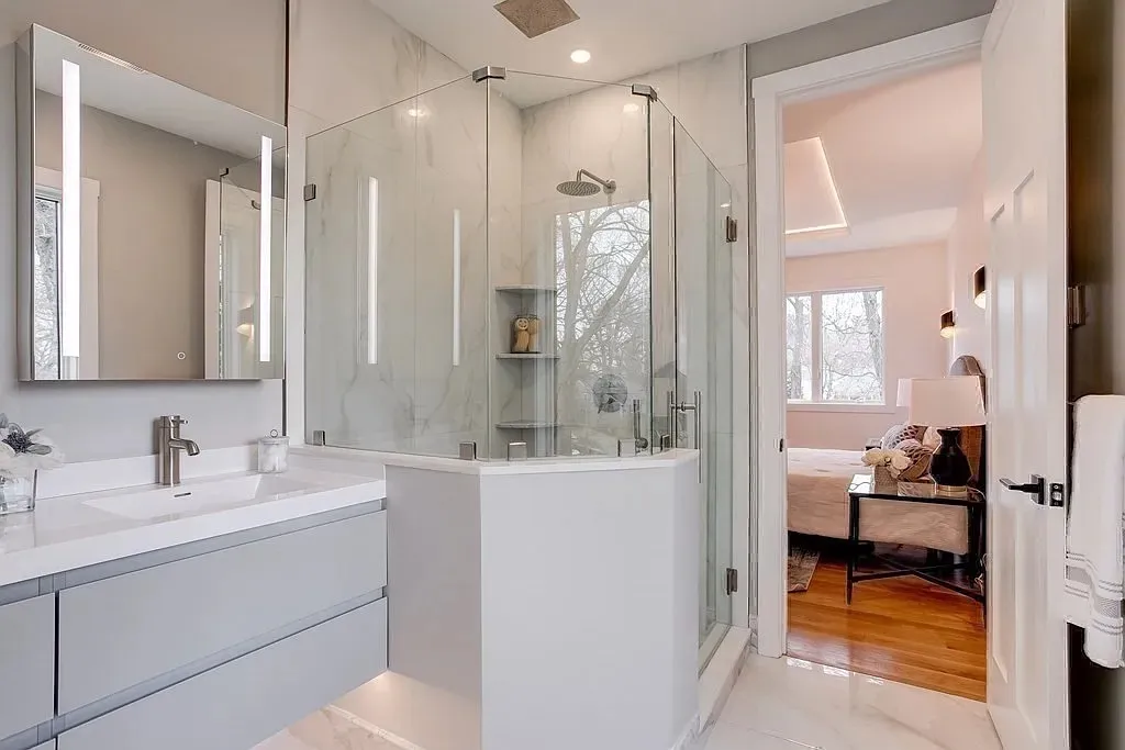 Ensuite Bathroom
