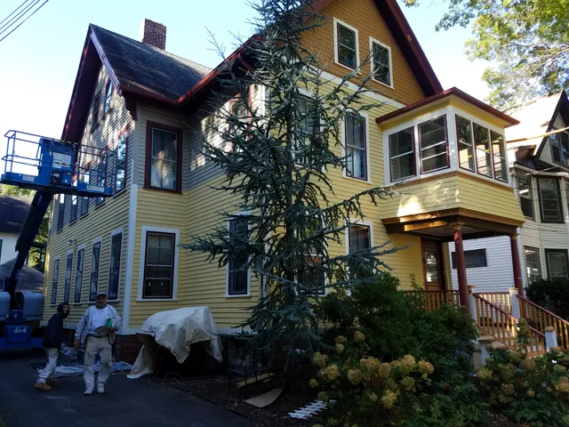 Robert's New England Co. work photo