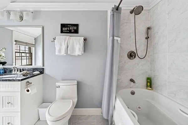 Hickory Harbor Homes
