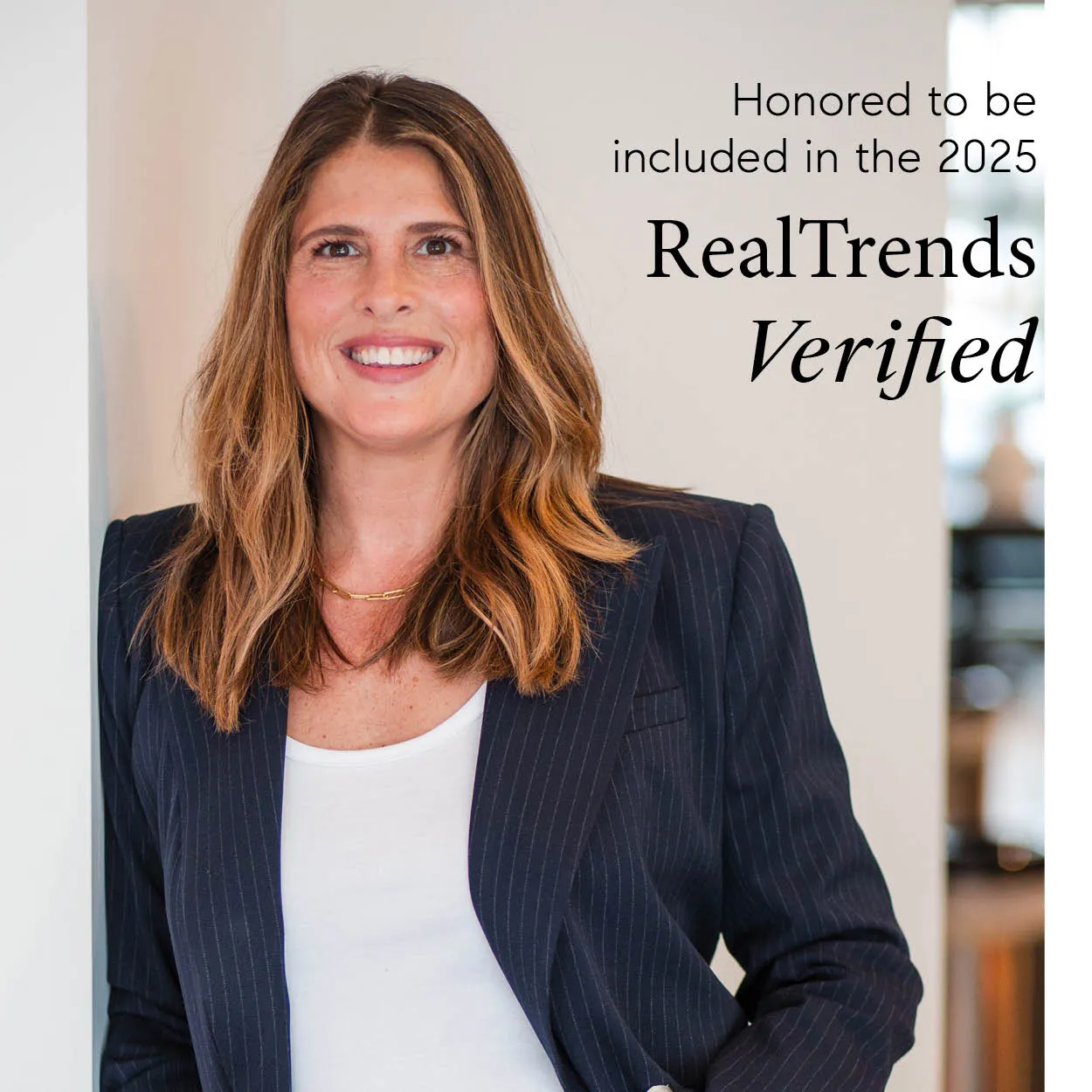 Leslie MacKinnon & Co. at Compass | Boston, MA: Real Estate Agent