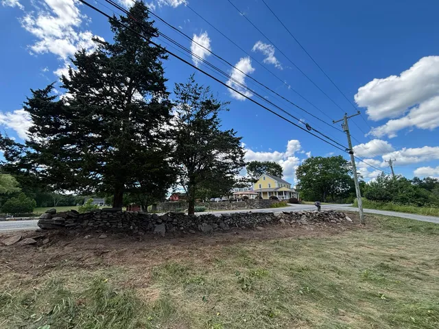 work photo from lavalleelandscaping.com