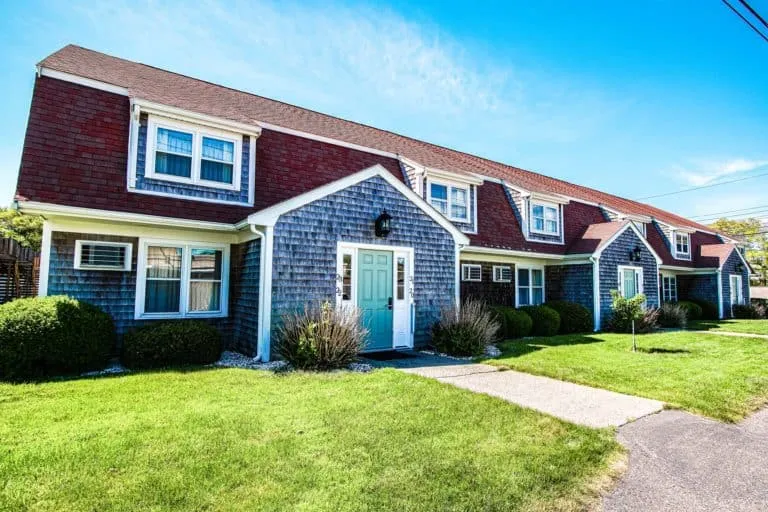 657 West Main Street Hyannis MA 02601