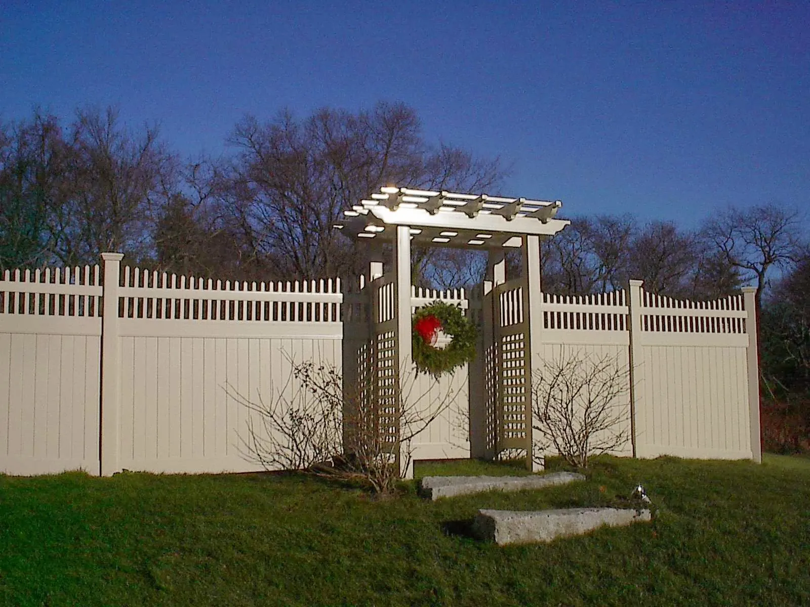 Premier Fence LLC