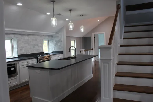work photo from ouelletcustomhomes.com
