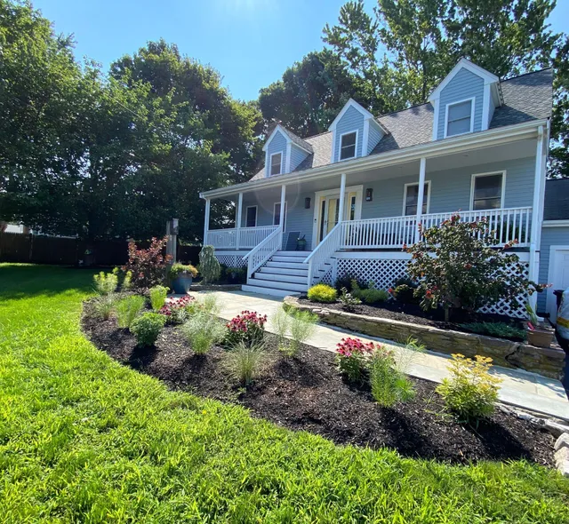 Molloy Lawn & Landscape work photo