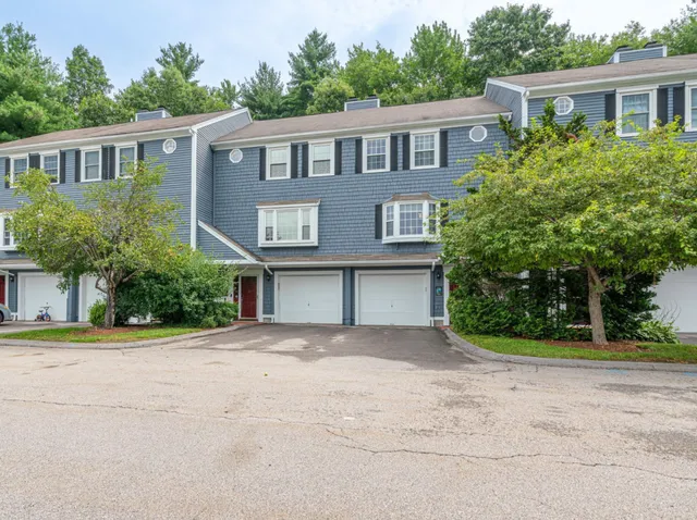 30 STILLWATER DRIVE, Nashua, NH