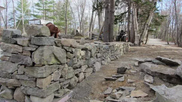 wall construction.JPG