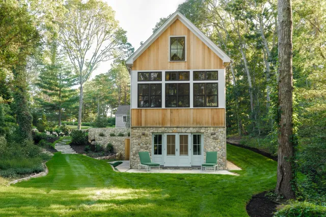 modern-barn-exterior.jpg