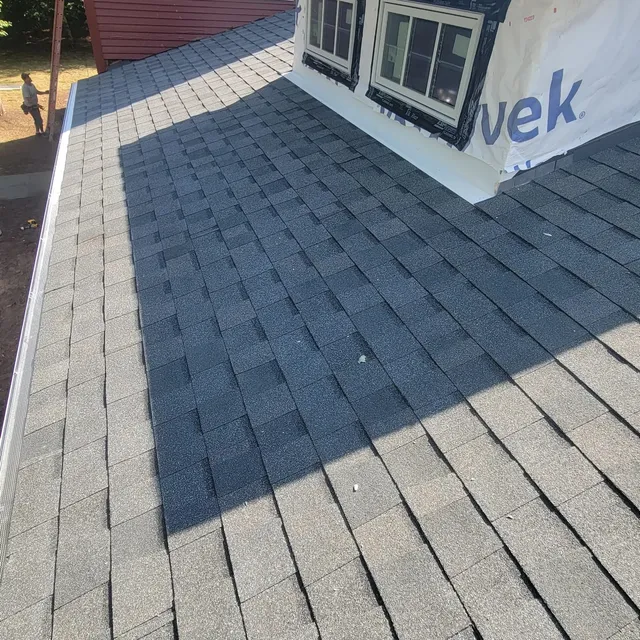 work photo from calderonroofingandgutter.com