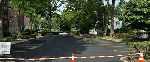 work photo from sealcoatingbysamslandscaping.com