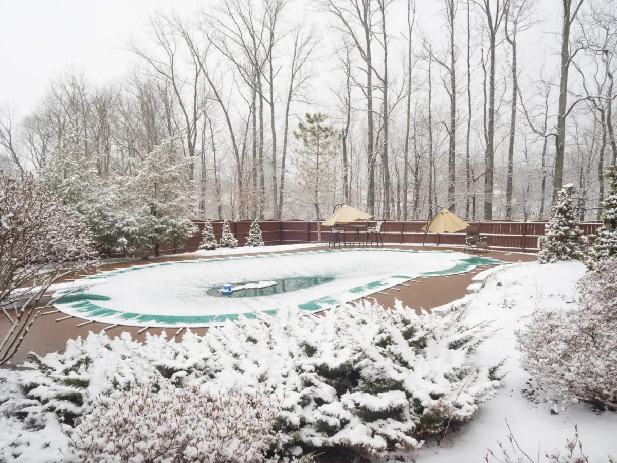 Do I Need to Remove Snow from My Winter Pool Cover?