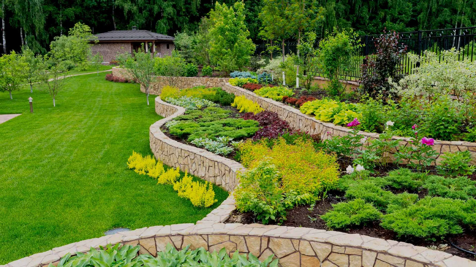 work photo from toppinglandscaping.com
