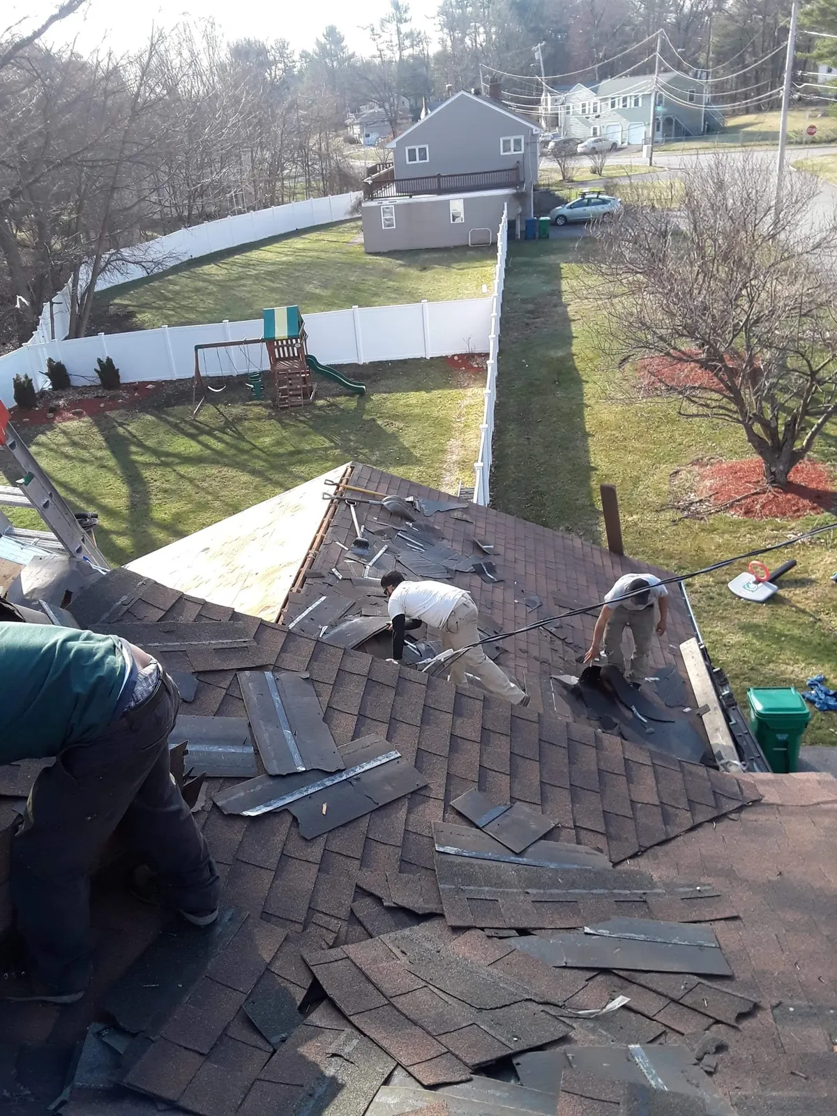 Eli's Roofing