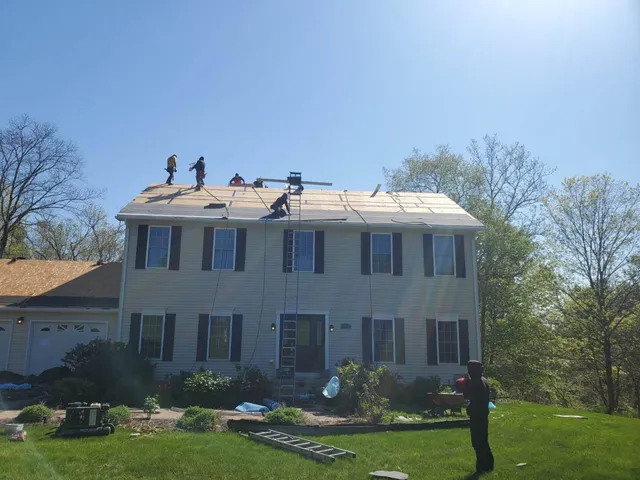 work photo from saundersandsonsroofinginc.com