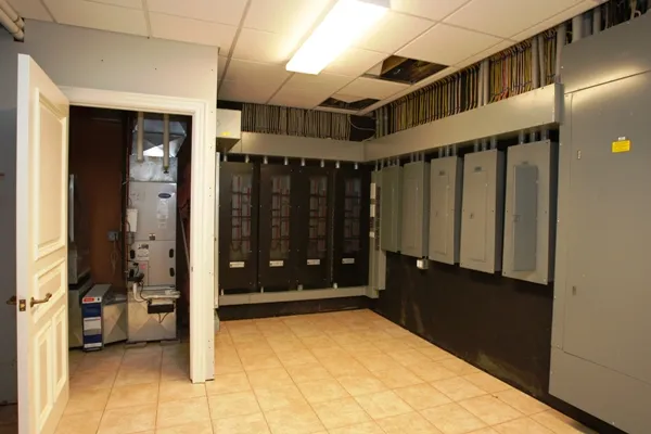 work photo from ecnyelectric.com