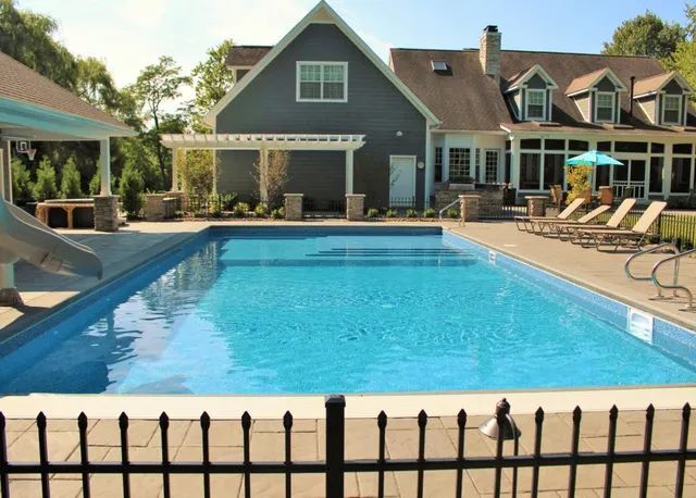 work photo from seasonspoolandpatio.com