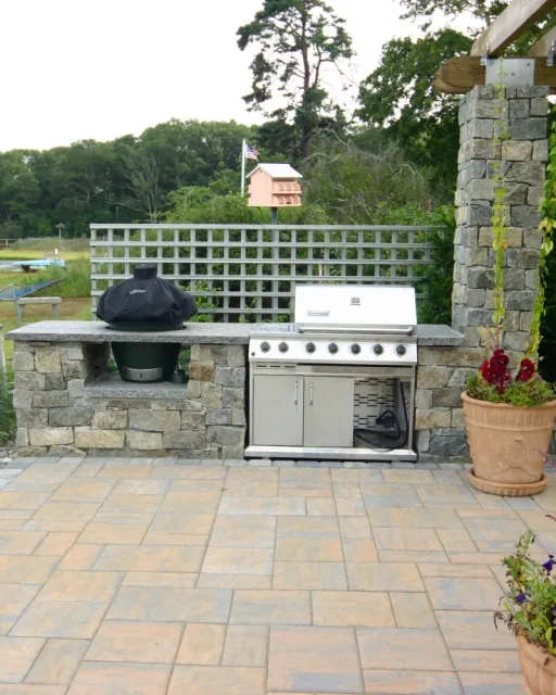 work photo from royaloaklandscaping.com