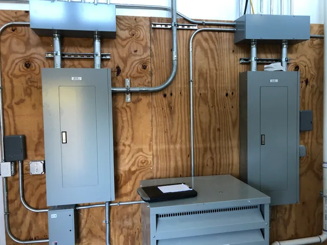 Thorogood Electric work photo