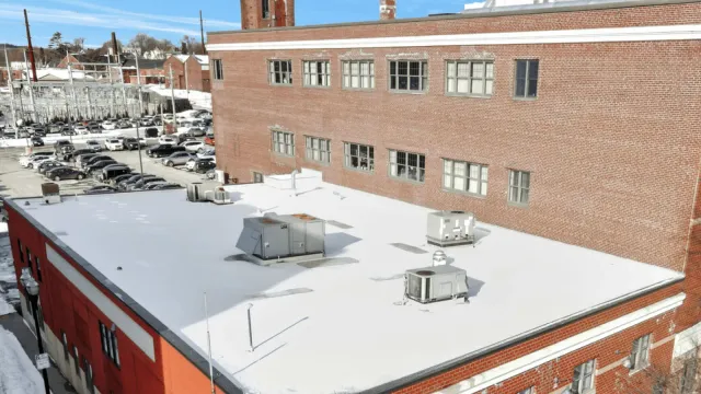 work photo from commercialroofmasters.com