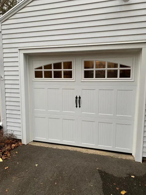 Devine Overhead Doors work photo