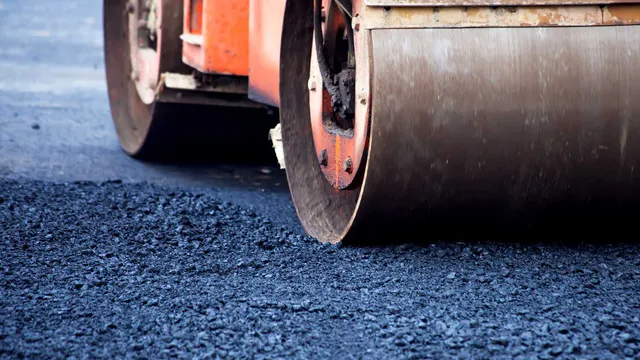work photo from dmgtruckingpaving.com